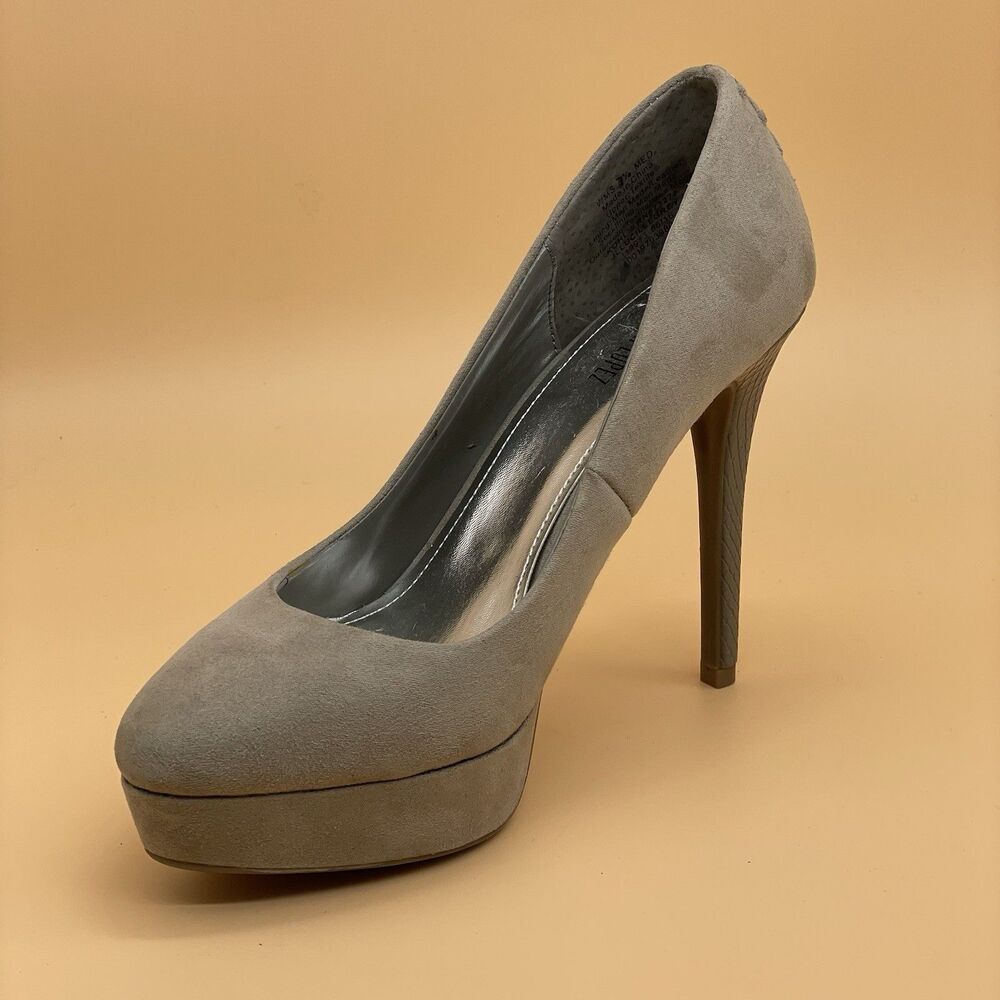 Jennifer Lopez Lucille Platform Pumps Women's 7.5M Grey Faux Suede Stiletto Heel